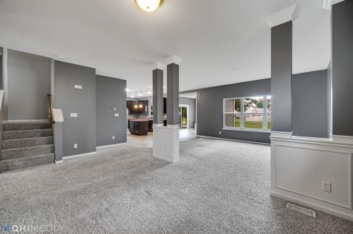 2030 Corinne Dr, Dyer IN  46311-2277 exterior