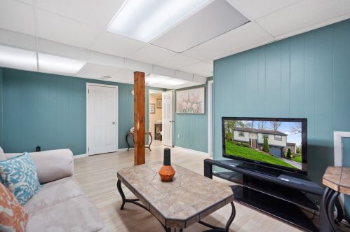 2190 Morning Wind Cir, Bridgeville PA  15017-1616 exterior