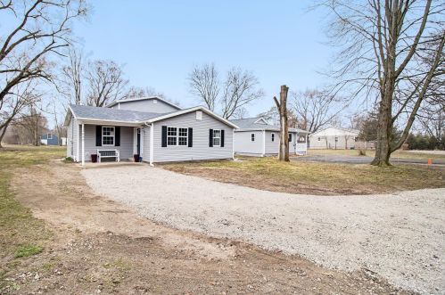 14680 Day Rd, Mishawaka IN  46545-4302 exterior