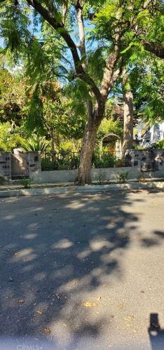 209 Laurel Ave, Sierra Madre, CA 91024-2018