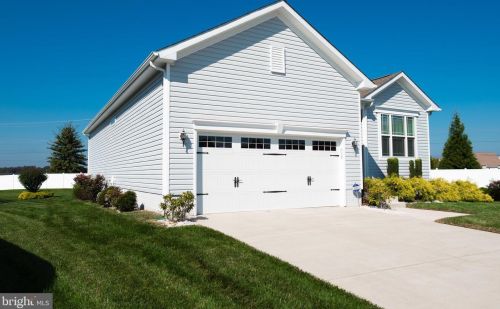 19 Wellington Ave, Dover, DE 19904-5769