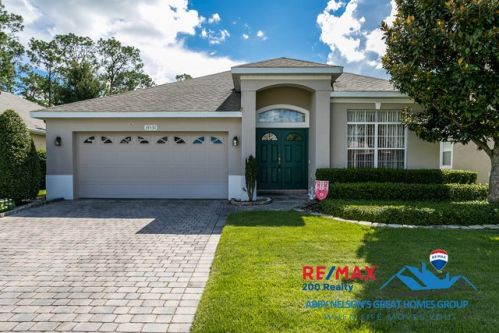 33530 Terragona Dr, Mount Plymouth, FL 32776-6928