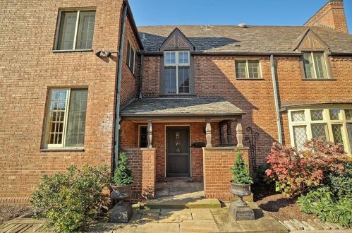 5734 Woodland Rd, Pittsburgh PA  15232-2818 exterior