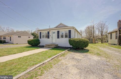 1026 Mail Ave, West Deptford, NJ 08096-6519