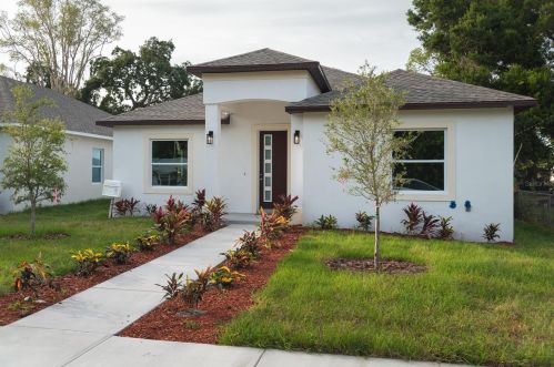 7973 49th Ave, Saint Petersburg, FL 33709-2307