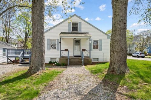 15 Cedar Grove Ave, United States Coast Guard Ac, CT 06320-5243
