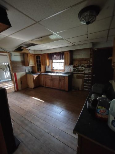 2378 Hendricks St, Gary, IN 46404-3235