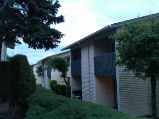 23006 30th Ave, Seattle WA  98198-7231 exterior
