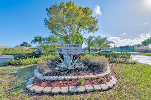 5041 Nesting Way, Delray Beach FL  33484-2759 exterior