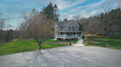 125 Parks Rd, Norwich, CT 06365-8120