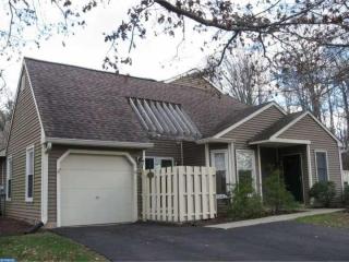 1587 Applewood Cir, Yardley, PA 19067-5748