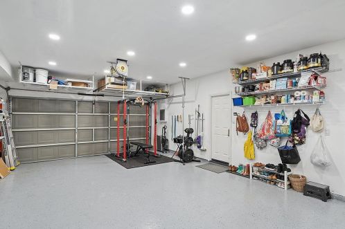 113 Estrada Dr, Mountain View CA  94043-5266 exterior