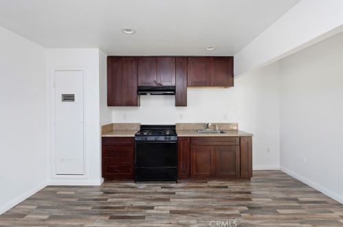 253 King St, San Bernardino CA  92408-1152 exterior