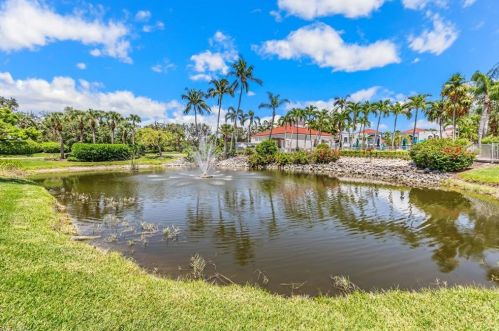 1510 Clermont Dr, Naples FL  34109-0300 exterior