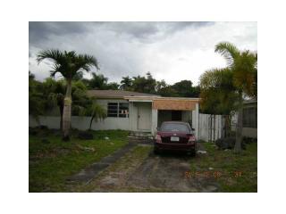 6424 Plunkett St, Hollywood, FL 33023-1759