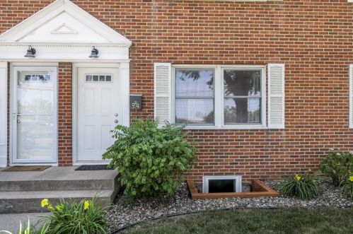 974 Cleveland Ave, Saint Paul, MN 55116-1886