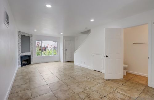 3443 Los Mochis Way, Oceanside CA  92056-4751 exterior