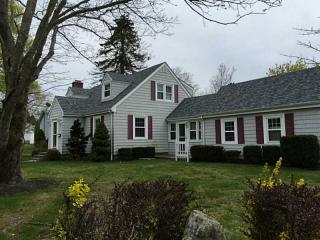 37 Dewolf Ave, Bristol RI  02809-3531 exterior