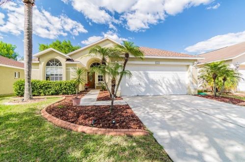 3804 Bellewater Blvd, Riverview, FL 33578-3100
