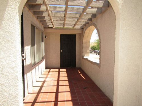 16688 Zenda St, Victorville CA  92395-3936 exterior