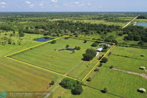 6900 84th St, Vero Beach, FL 32967