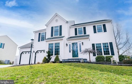 16 Old Dutch Way, Harleysville PA  19438-3080 exterior