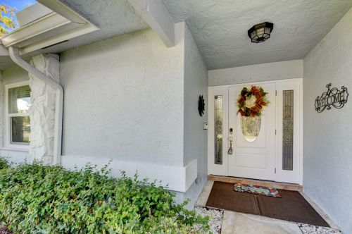 1098 Primrose Ln, West Palm Beach, FL 33414-8679