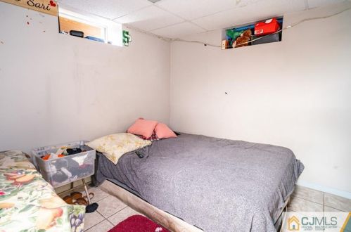 317 Merchants Ave, South Plainfield NJ  07080-3552 exterior