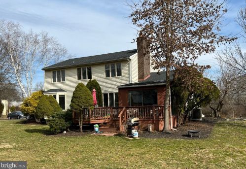 4202 Township Line Rd, Harleysville, PA 19438-3325