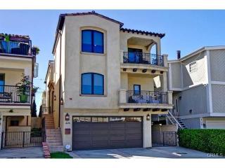 424 Marine Ave, Manhattan Beach CA  90266-4433 exterior