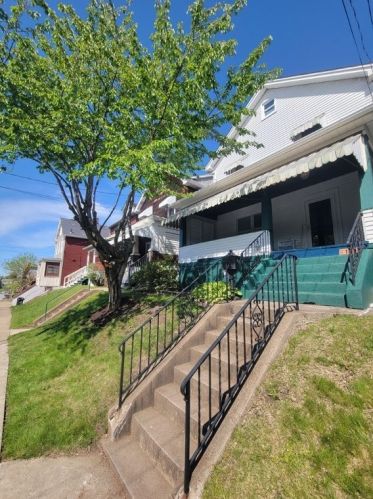 1415 Sumac St, Mckeesport PA  15132-5430 exterior