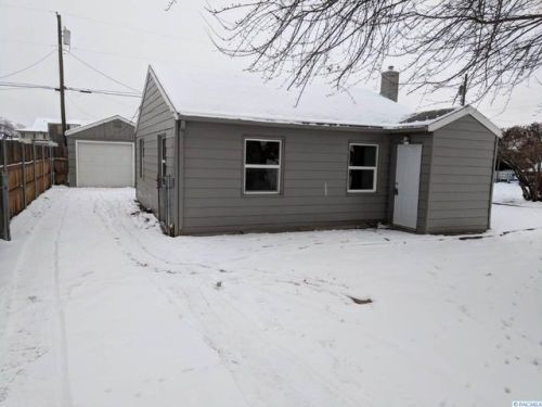316 Jefferson St, Kennewick, WA 99336-1920