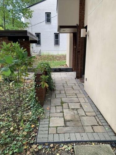 5859 Wilkins Ave, Pittsburgh, PA 15217-1256