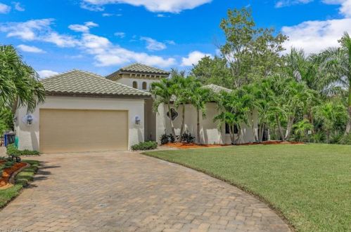 3434 Quail Dr, Bonita Springs, FL 34134-7568
