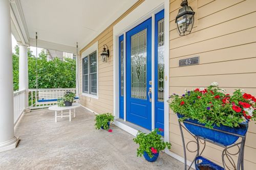 45 Riverfront St, Oakmont, PA 15139-2180