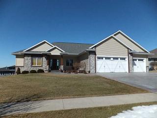 113 Ridge Dr, Fairfax, IA 52228-7611