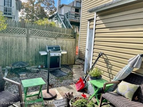 1204 Bond St, Tinton Falls, NJ 07712-5937