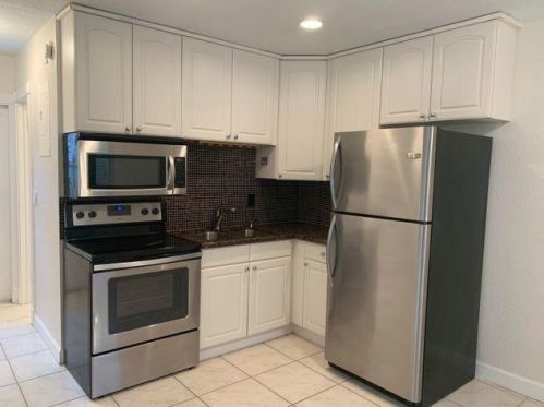 631 Allen Ave, Delray Beach FL  33483-6001 exterior