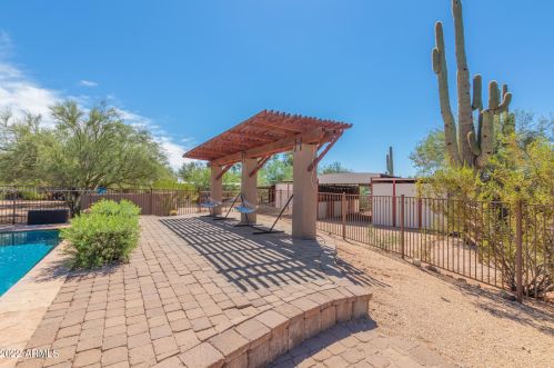 7839 Dixileta Dr, Scottsdale AZ exterior