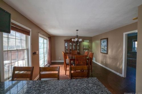 19 Arlmont St, Milford, CT 06461-2903