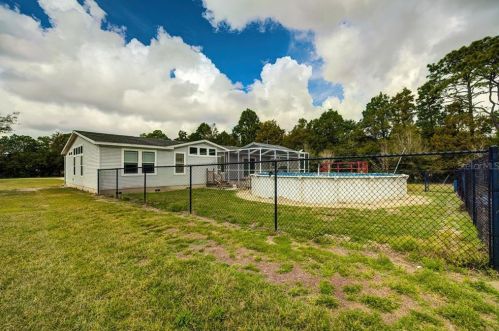 18334 Oaklawn Dr, Brooksville, FL 34610-7154