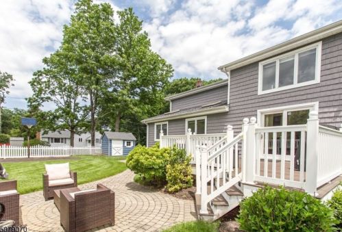 1902 Grandview Ave, Westfield NJ  07090-1729 exterior