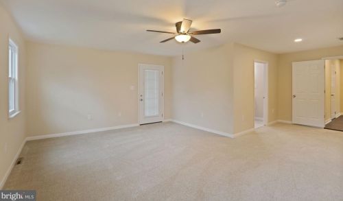 237 Grand Ave, Blenheim NJ  08012-3843 exterior