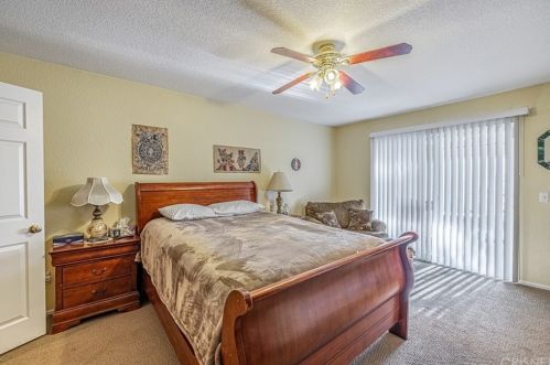 45541 Robinson Dr, Lancaster CA  93535-2263 exterior