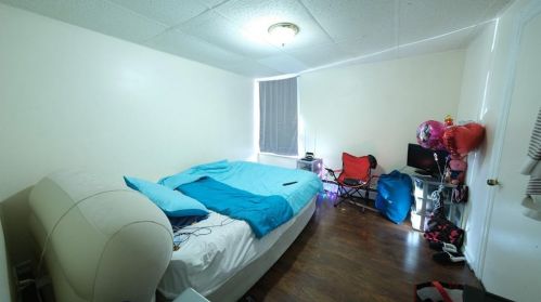 912 Atwells Ave, Providence RI 02903-1444 exterior