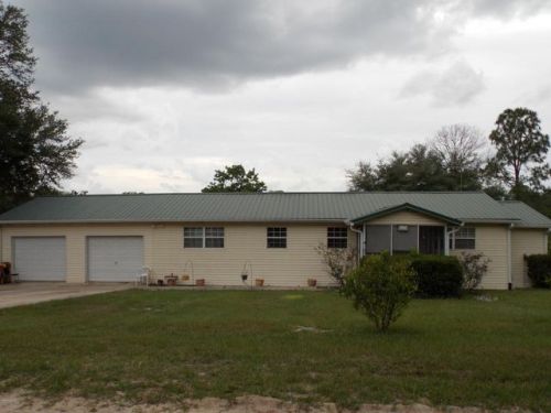 9150 193rd Ave, Ocklawaha, FL 32179-6903