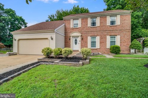 32 Patriot Dr, Dover, DE 19904-7608