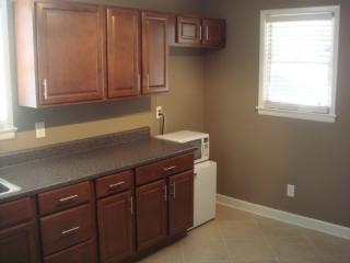 345 2nd St, Hickory NC  28601-5042 exterior