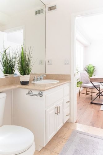 1814 Stanford Ave, Redondo Beach CA  90278-2744 exterior