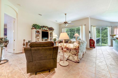 1714 Ficus Pt Dr, Melbourne FL  32940-1539 exterior